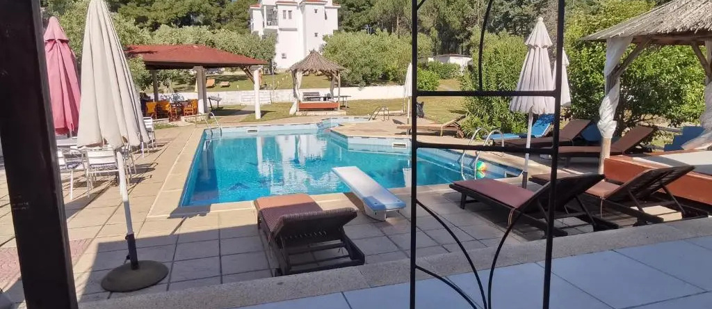 Villa Askamnia and Suites, Metamorfosi — photo 1