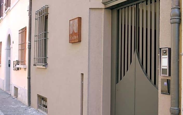 RB del Teatro&Apartaments, 伊莫拉 — 照片 1