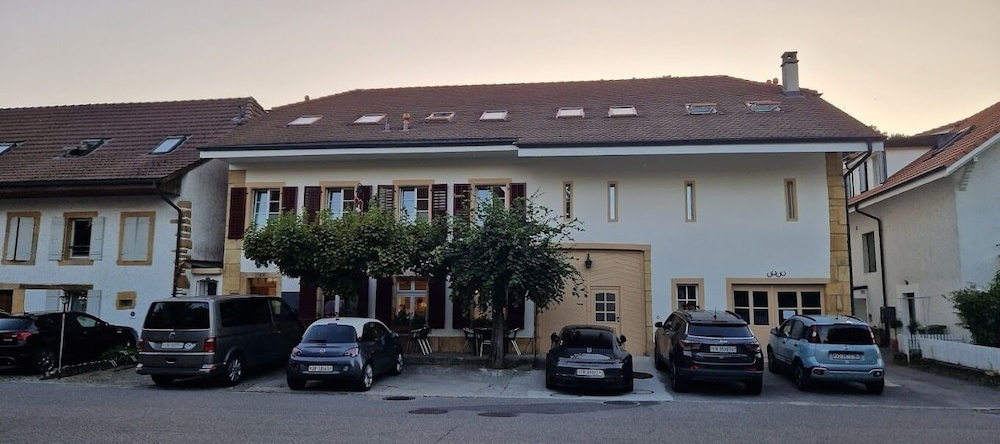 Hotel Restaurant Croix Blanche, 巴斯-维利 — 照片 1