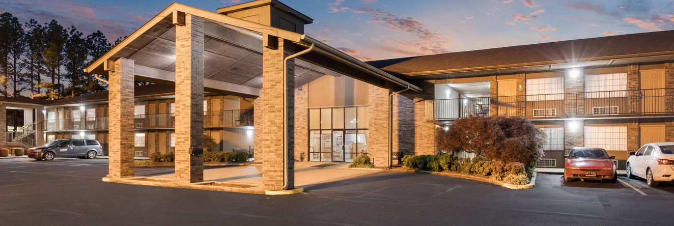 Surestay Plus Hotel By Best Western Poteau, Пото — фото 1