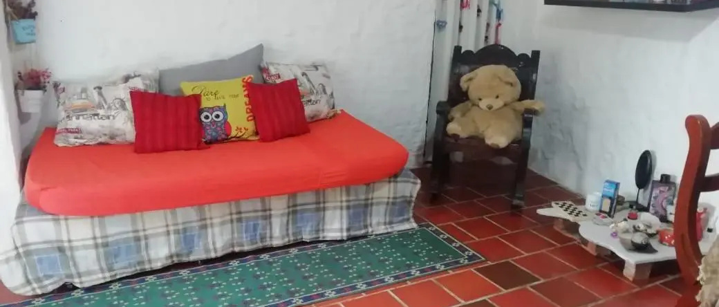 Cabañita en medio de la Naturaleza Mesa de Ruitoque, 彼德奎斯塔 — 照片 1
