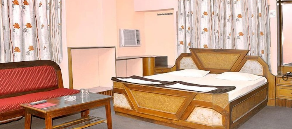 Hotel Yashoda International, 德奥加尔 — 照片 1