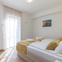 Stunning apartment in Kostrena Sveta Lucij w/ Outdoor swimming pool, Jacuzzi and 3 Bedrooms, 里耶卡 — 照片 4