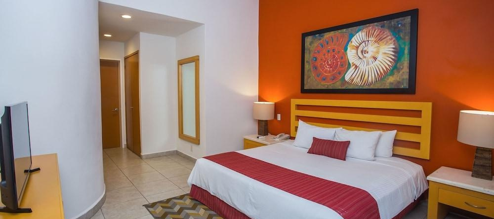 Suites Family Emotion by Marival Resort - All Inclusive, Nuevo Vallarta — photo 1