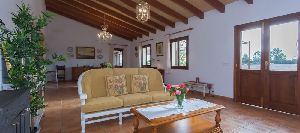 Villa Rafal Roig, Maria de la Salut — photo 1