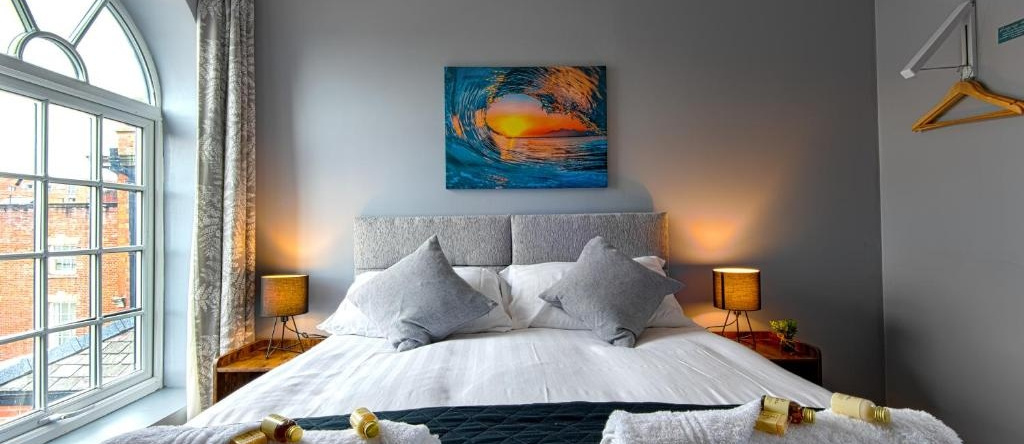The Penthouse Gathering Wrexham (Sleeps 16), Рексем — фото 1