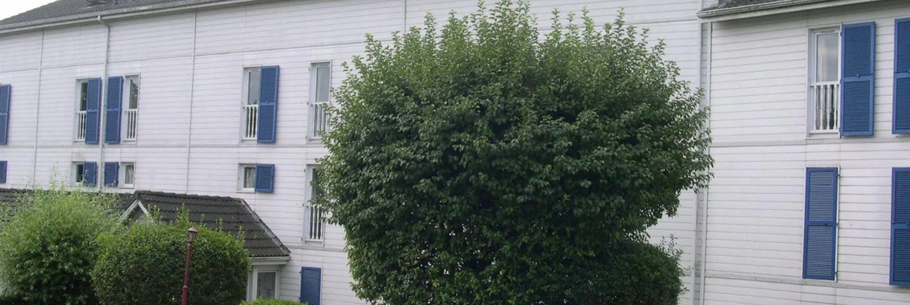 Hôtel et Résidence Cergy Préfecture, Cergy — photo 1