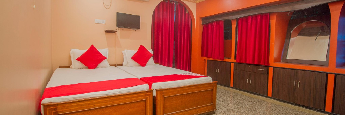 OYO 28862 Hotel Atithi Industries, 杰尔拜古里 — 照片 1