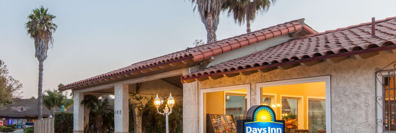 Days Inn by Wyndham Camarillo - Ventura, Camarillo — photo 1