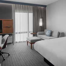 Courtyard By Marriott Woodland, 伍德兰 — 照片 3