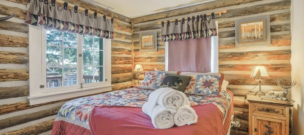 Wine Gazebopikes Peak Mountain Log Cabin For 2, Каскейд-Чипита-Парк — фото 1