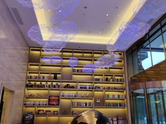 Kyriad Marvelous Hotel (Hezhou Wanda Plaza), Хэчжоу — фото 1