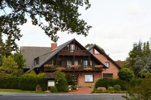 Landhaus Hotel Pension Burs, Loningen — photo 1