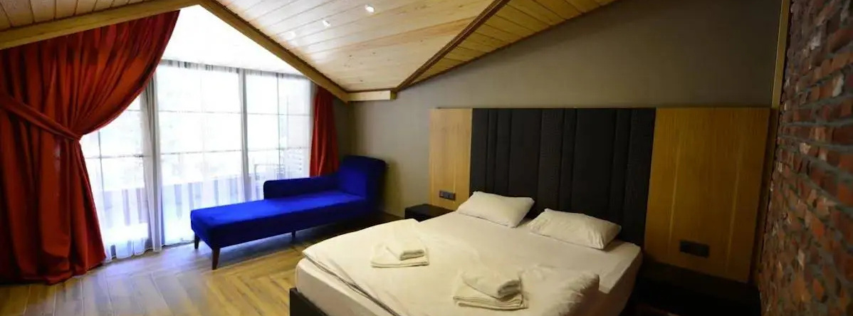 Inanlar Deluxe Hotel & Bungalow, Узунгёль — фото 1