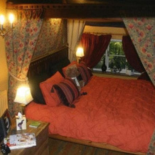 Wizards Thatch Luxury Suites, Alderley Edge — photo 2