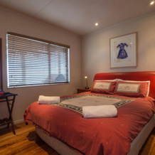 Cable Bay Stays – Golden Sand and Driftwood Beachfront Accommodation, Cable Bay — photo 2