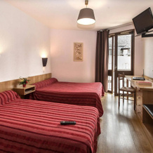 Hotel Du Commerce logis de france, 拉卡努尔格 — 照片 3