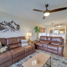 Cozy Condo W/ Balcony & Views In Beech Mountain!, Бич-Маунтин — фото 2