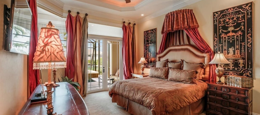 WIN1288 4 Bedroom Holiday Home by Marco Naples Vacation Homes, 马可岛 — 照片 1