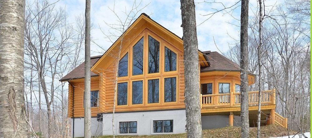 Chalet Charm Wood, 里维耶尔-鲁日 — 照片 1