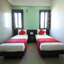 OYO Rooms Sahkari Jin Cross Road, Himatnagar — photo 2