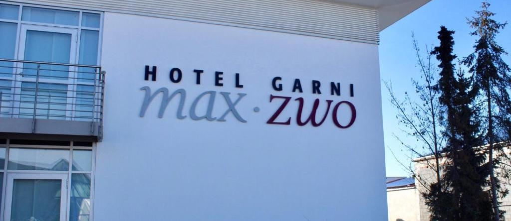 Hotel Garni Max Zwo, Дингольфинг — фото 1
