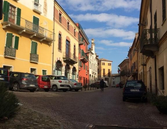 Appartamento Riva, Neive — photo 1