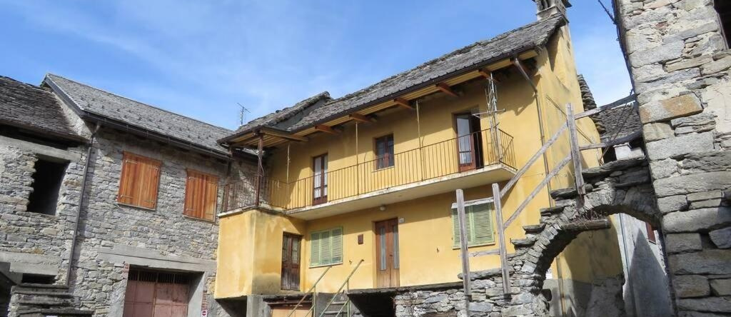 Il Girasole, Монтекрестезе — фото 1