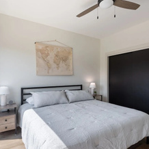 New Modern Townhome With Rooftop Patio 2 Bedroom Townhouse by RedAwning, Iowa City — photo 5