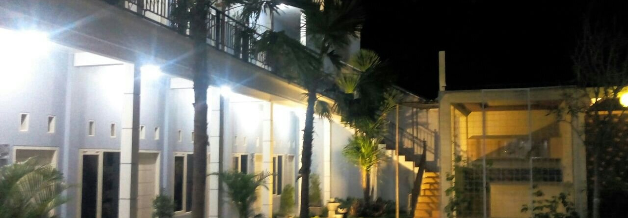 Clover Homestay, Probolinggo — photo 1