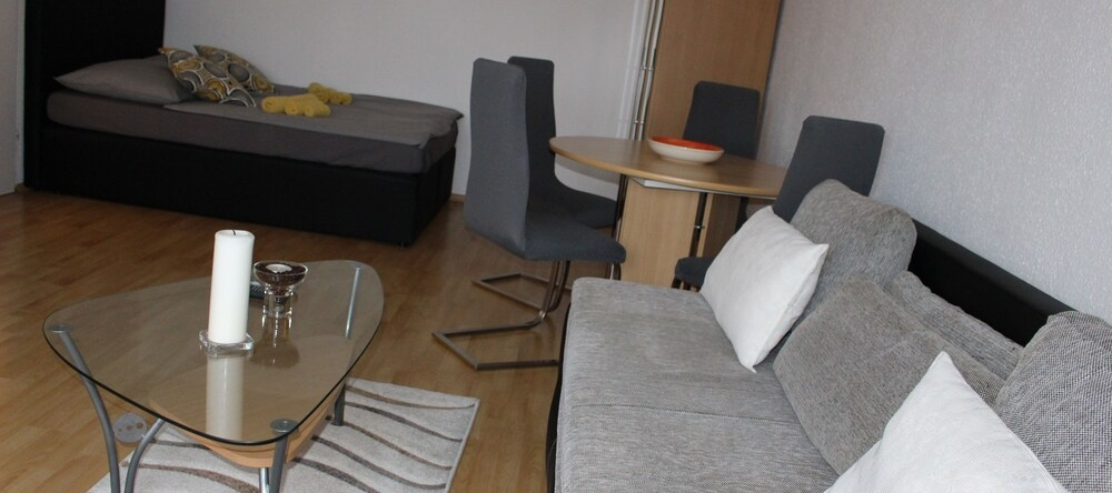 ZV-Scholtz Burghausen, Haydnstr.11 AP-3, 布格豪森 — 照片 1