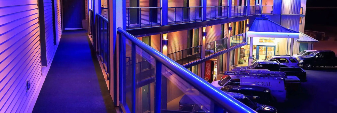 Glen Lyon Inn & Suites, Порт-Харди — фото 1