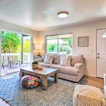 Cozy Cali Condo, Walk to Summerland Beach!, Summerland — photo 4
