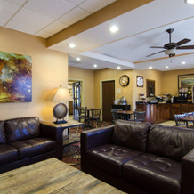 Comfort Suites Batesville, Бейтсвилл — фото 2