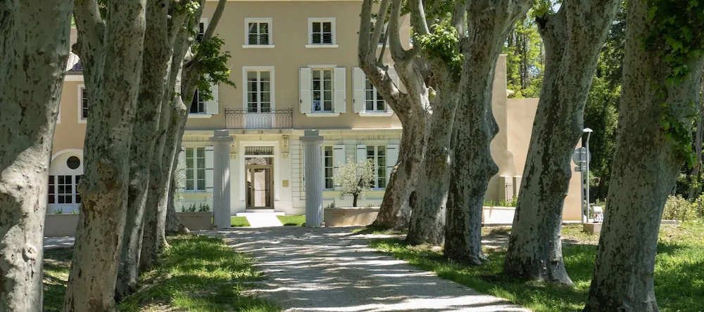 Château de L'Insolas, 阿维尼翁新城 — 照片 1