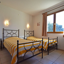 Spacious Villa With Swimming Pool, Jacuzzi, Trampoline, Swing, View, 500m Bakery, 埃斯卡尔 — 照片 4
