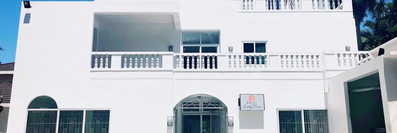 Hotel Lady Nina, 巴莱尔 — 照片 1