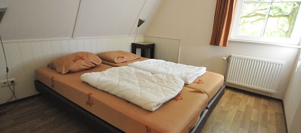 Detached Holiday Home With Steam Shower Near Vrachelse Heide, 奥斯特豪特 — 照片 1