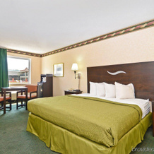 Red Carpet Inn & Suites, Карнис-Пойнт — фото 4