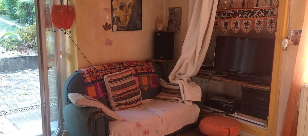 House With 3 Bedrooms in Voiron, With Wonderful Mountain View, Furnish, 瓦龙 — 照片 1