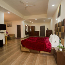Snow Touch Resort (Shri Nath Group), 纳加尔 — 照片 3