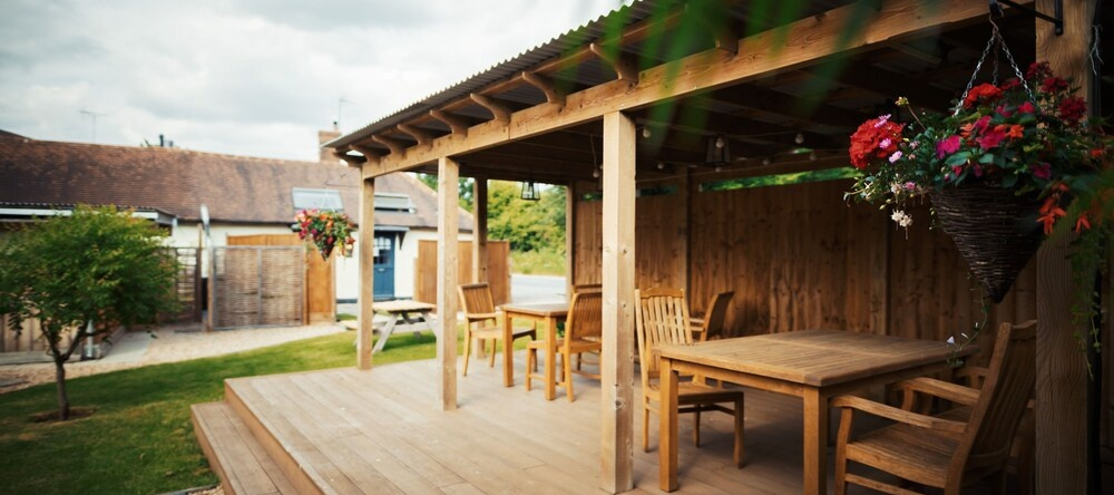 The Pheasant, Mapledurham — photo 1