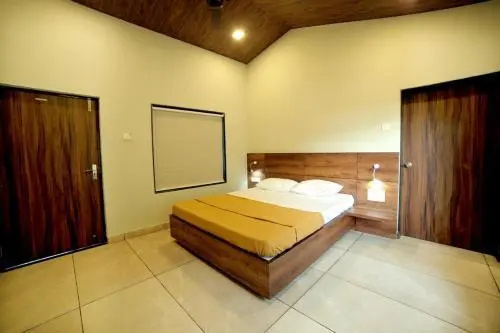 Kapil' Beach Resort, Yesade — photo 1