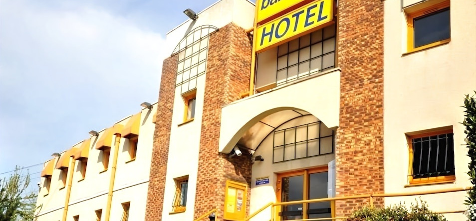 Hôtel & Résidence Sarcelles, Sarcelles — photo 1
