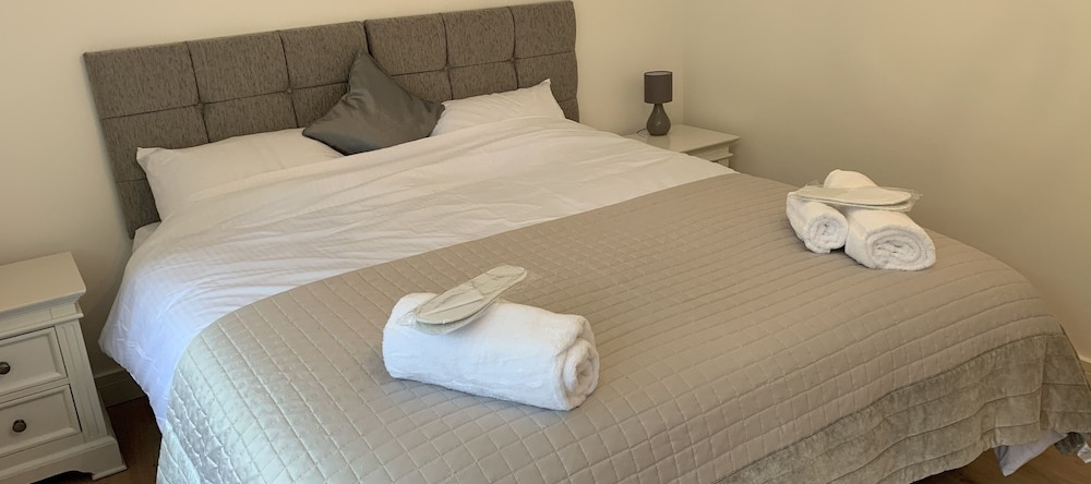 Vale View - Sleeps 6 - Pets Ok - Garden - Parking, 梅尔顿莫布雷 — 照片 1