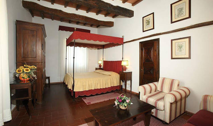 Hotel Borgo Pretale, Совичилле — фото 1