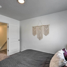 Modern Mountain Townhome - Ski Nearby, 亚美利加福克 — 照片 3