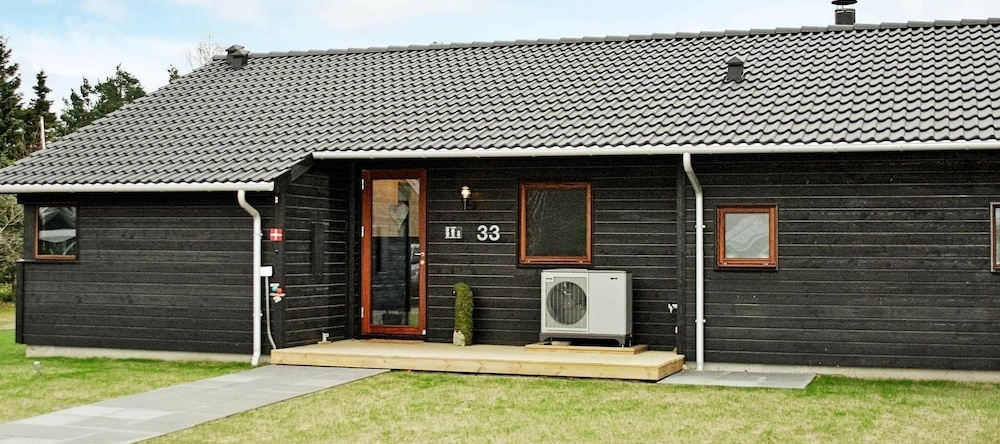 Magnific Holiday Home in Hals With Terrace, 哈尔斯 — 照片 1