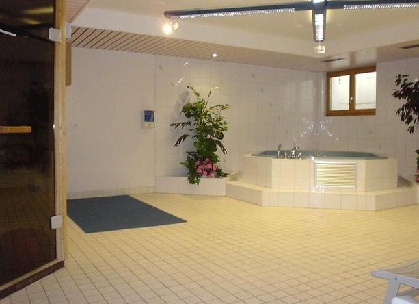 Guesthouse St. Martin, Taesch — photo 1