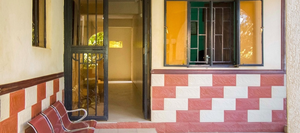 Igloos Resort, Kitui — photo 1